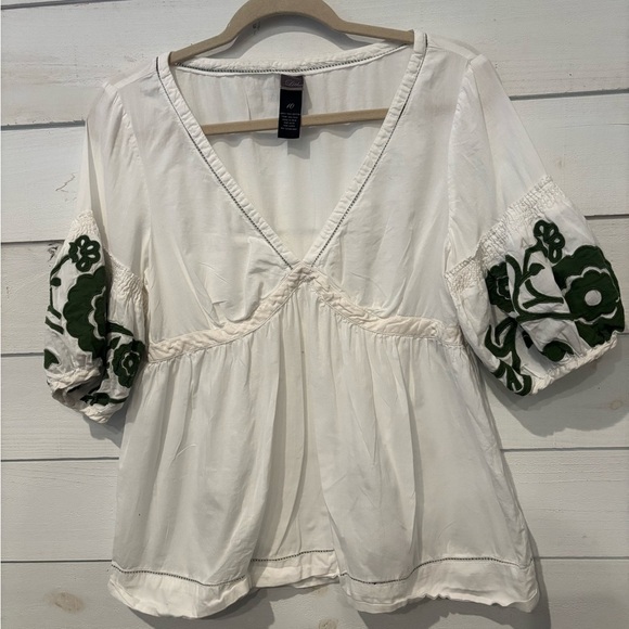 Anthropology Lithe White and Green 3/4 Sleeve Tie Front Blouse - Picture 7 of 13